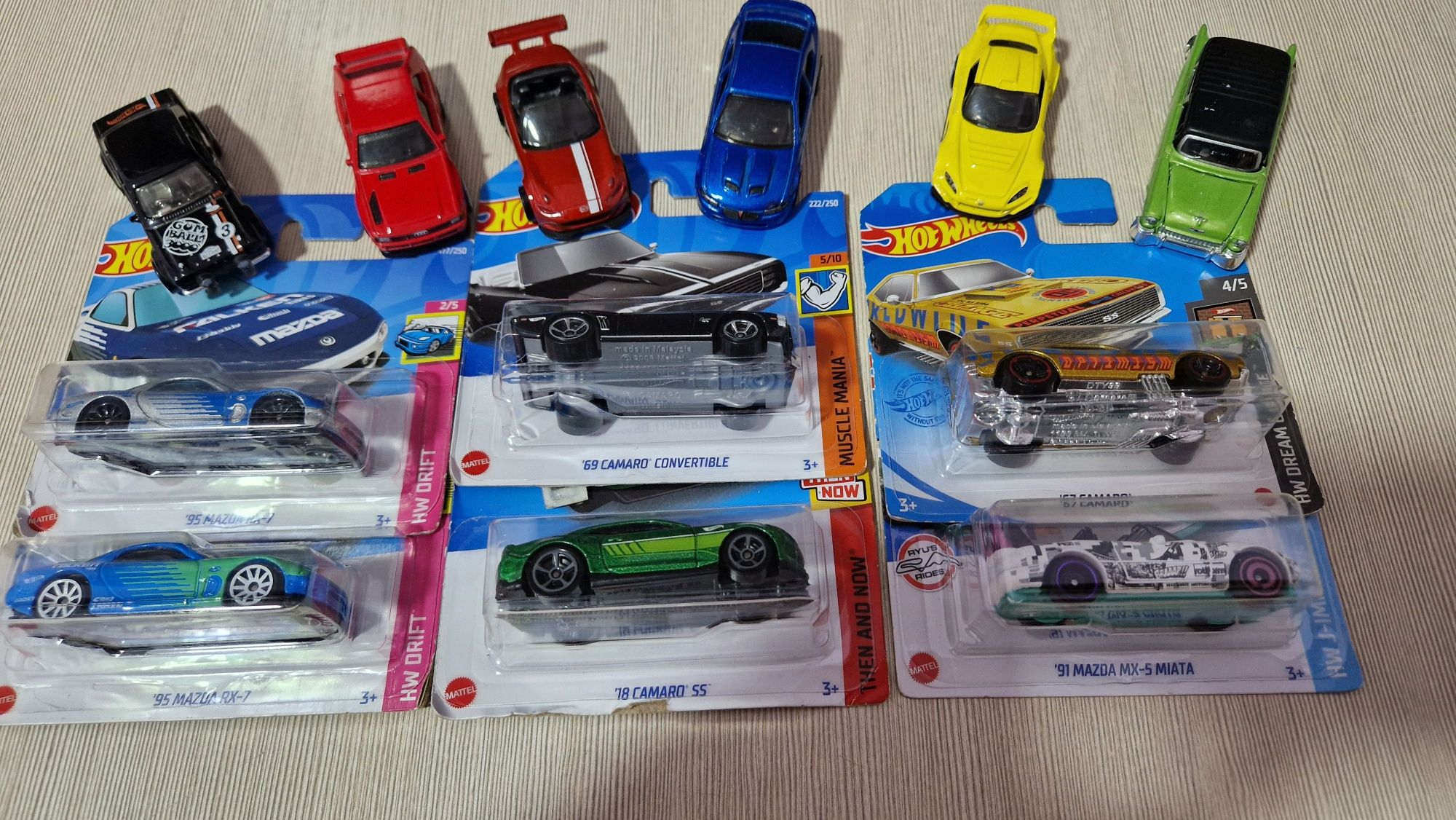 Машинки hot wheels,хот вилс