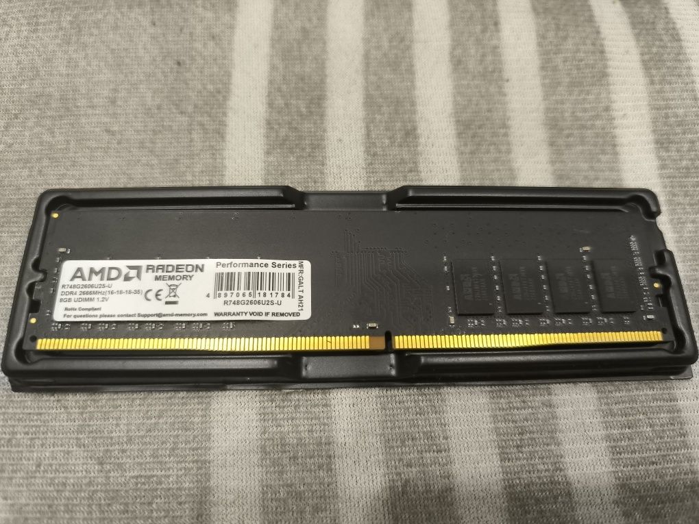 AMD Radeon 8gb DDR4