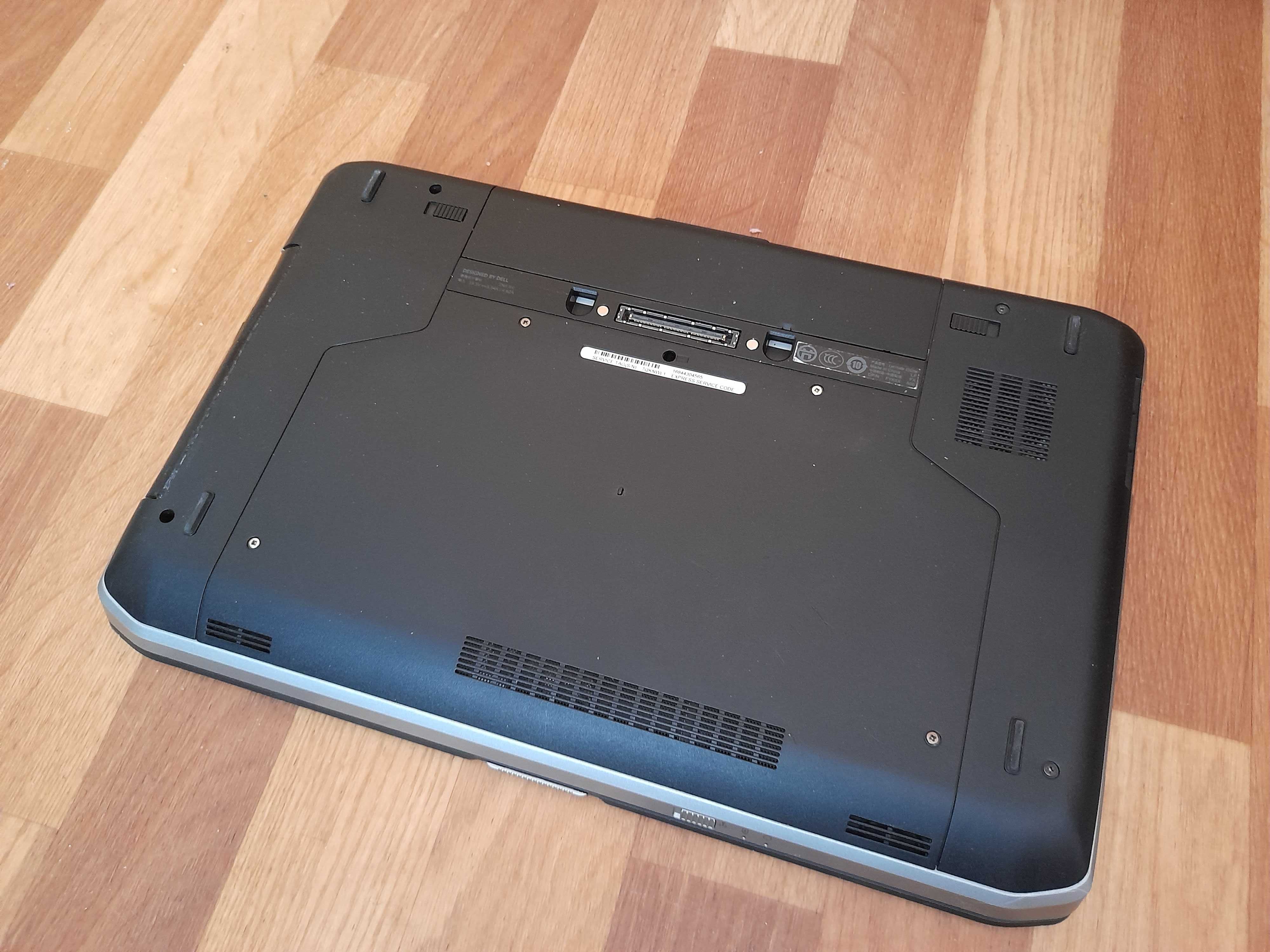 Продаю хороший  ноутбук. DELL- 5520.