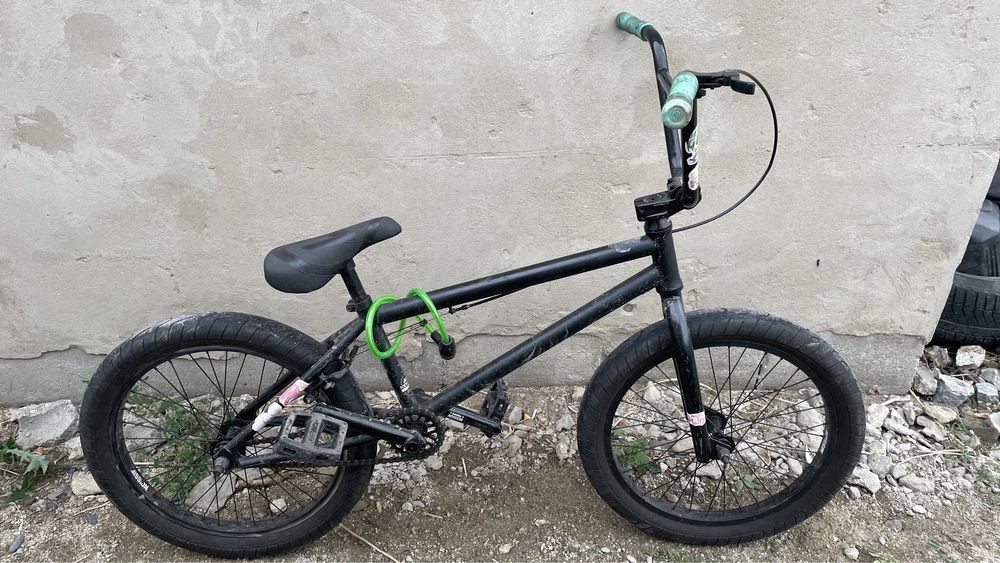 Срочная продаже трюкового велосипеда BMX