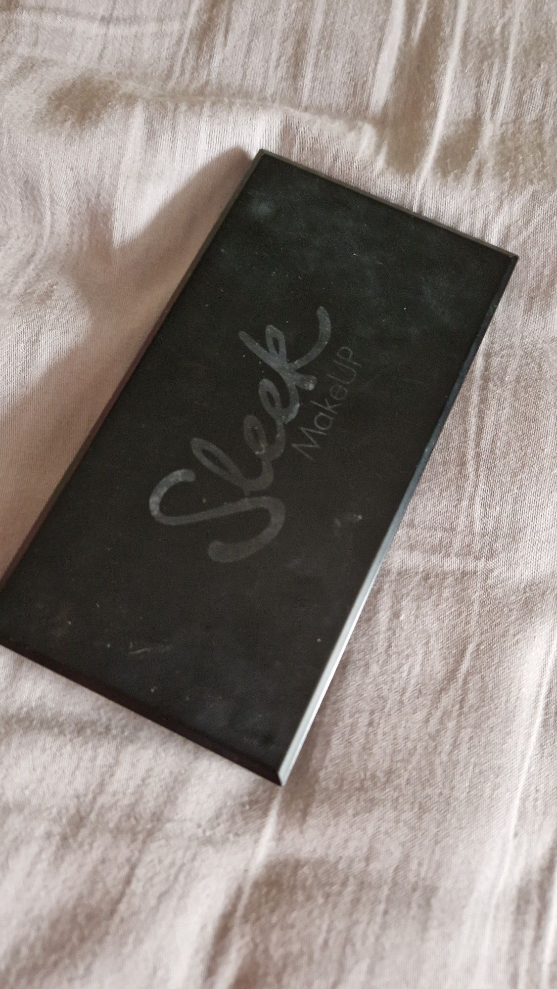 Палетка теней для глаз sleek