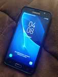 Телефон Samsung J5