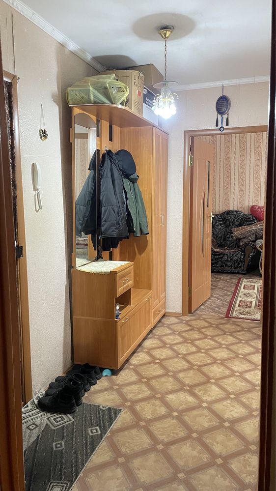 Продам двух комнатную квартиру
