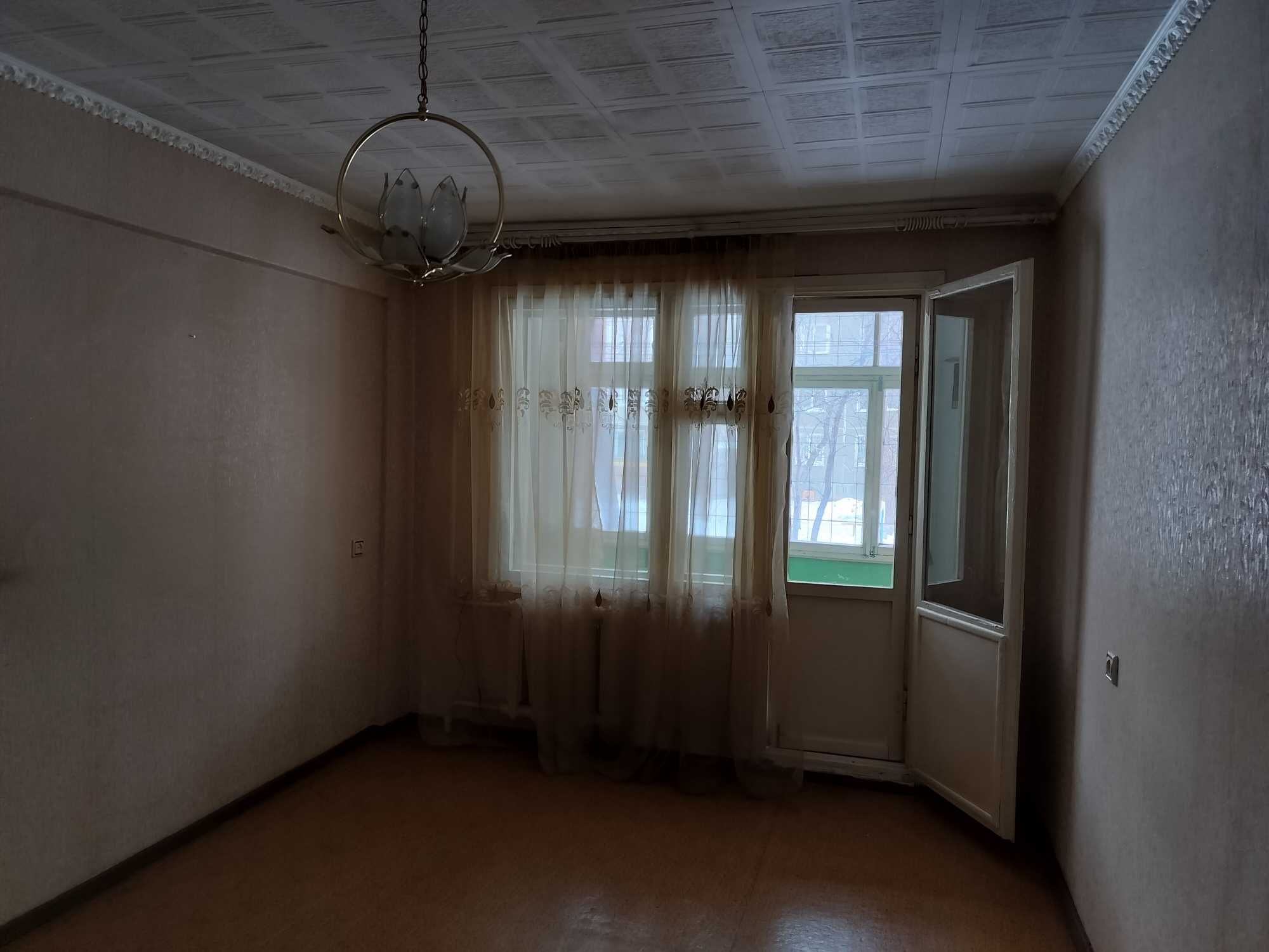 3х комнатная квартира район КШТ, Утепова,23