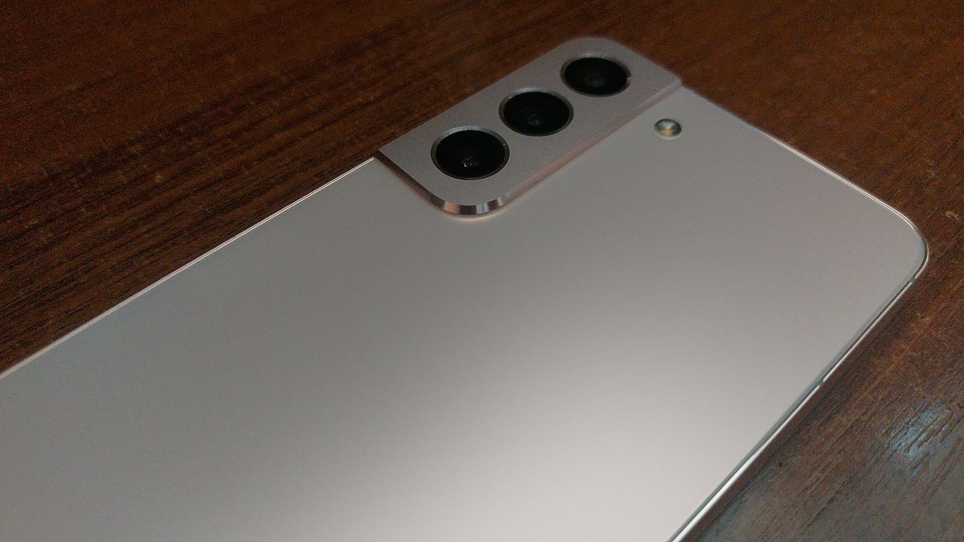 Samsung S22 + Iphone 12