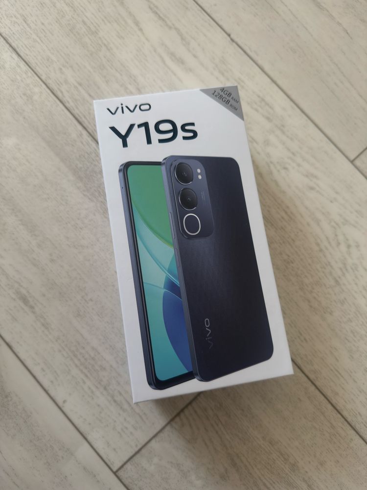 Смартфон Vivo y19s