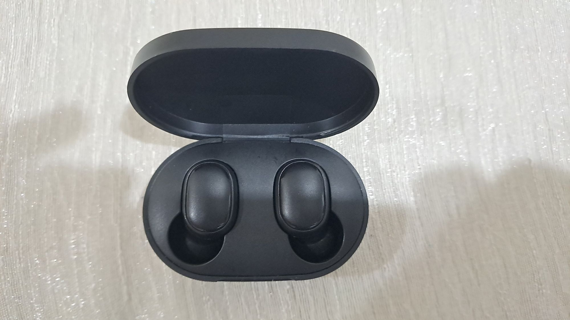Беспроводные наушники Xiaomi Mi True Wireless Earbuds Basic 2 новый