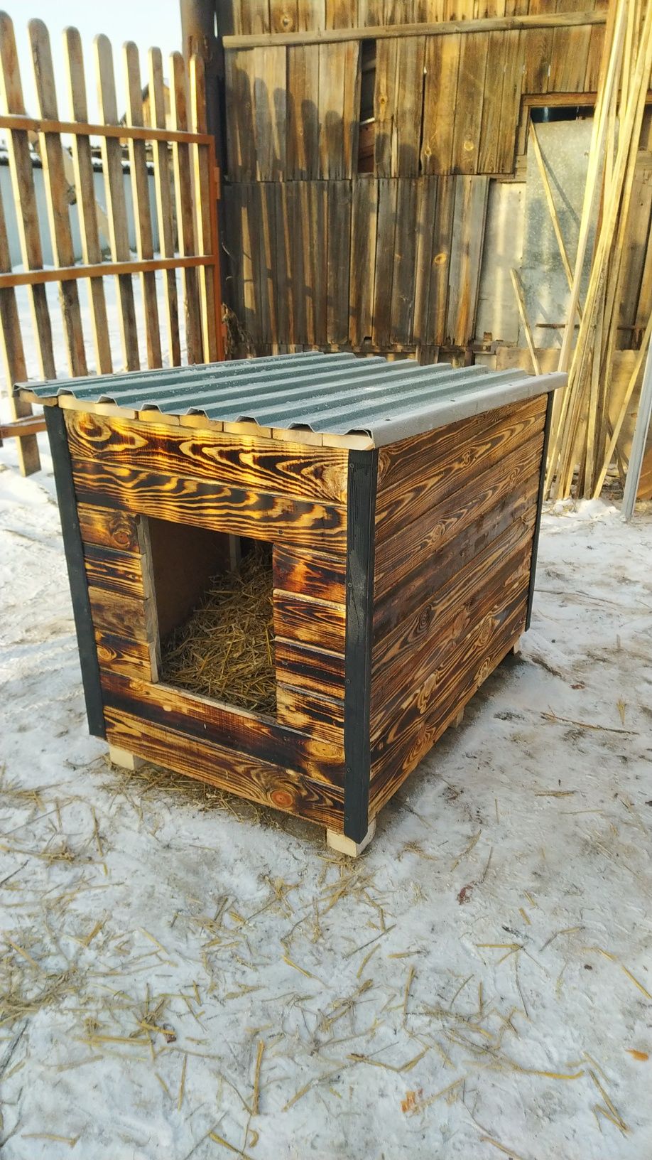 Продаются утеплённые будки для собак