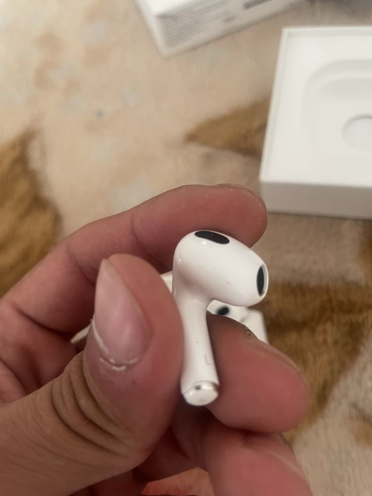 Продам airpods 3 оригинальные
