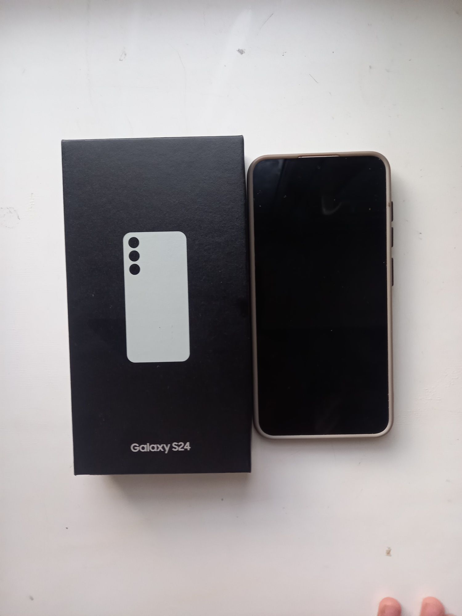 Продам Samsung s 24