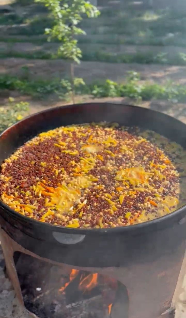 Прокат стол и стулья!
