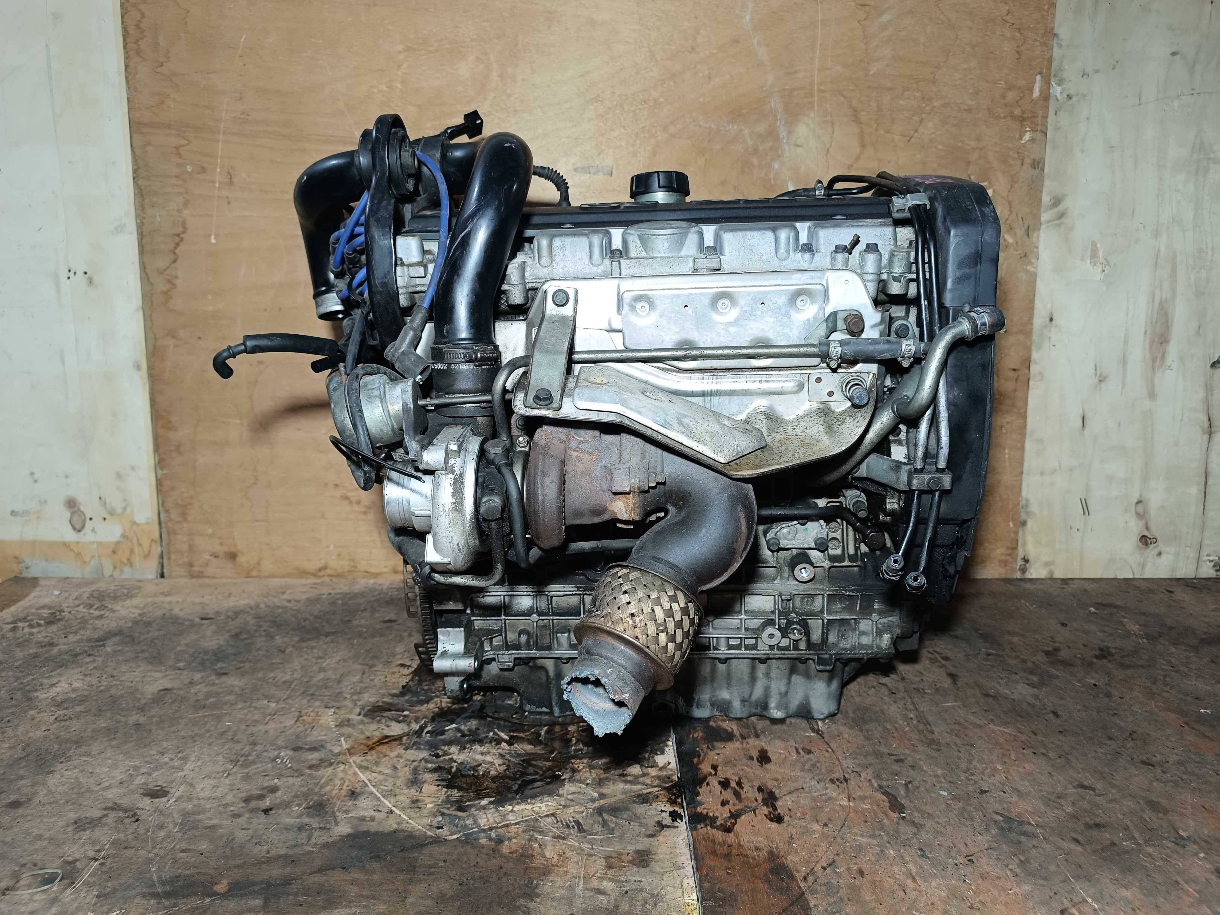 Двигатель B5204T 2.0 Турбо Volvo 850 S70 V70 93-00г Трамблер B5204T2
