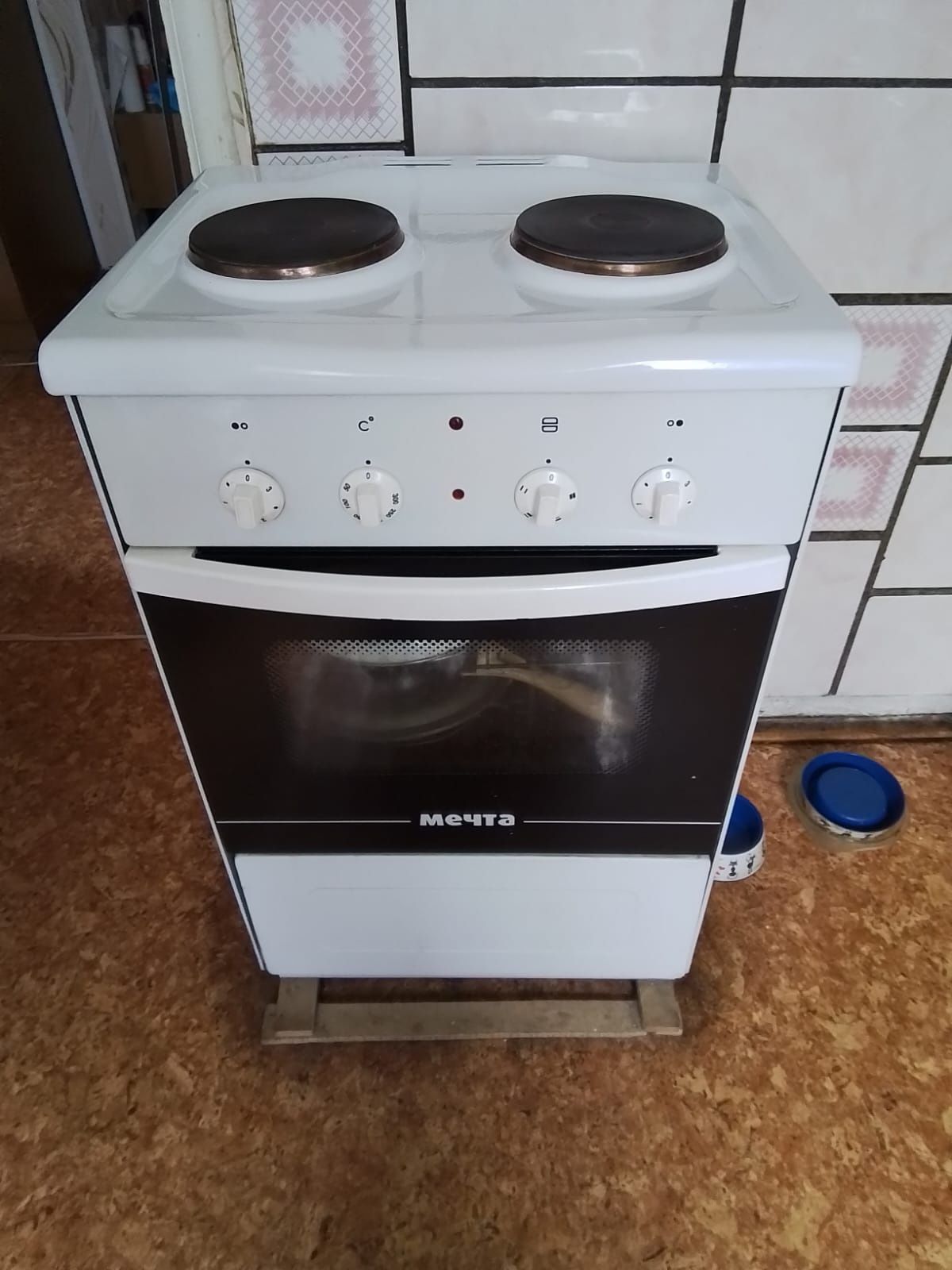 Продам электро плиту Мечта