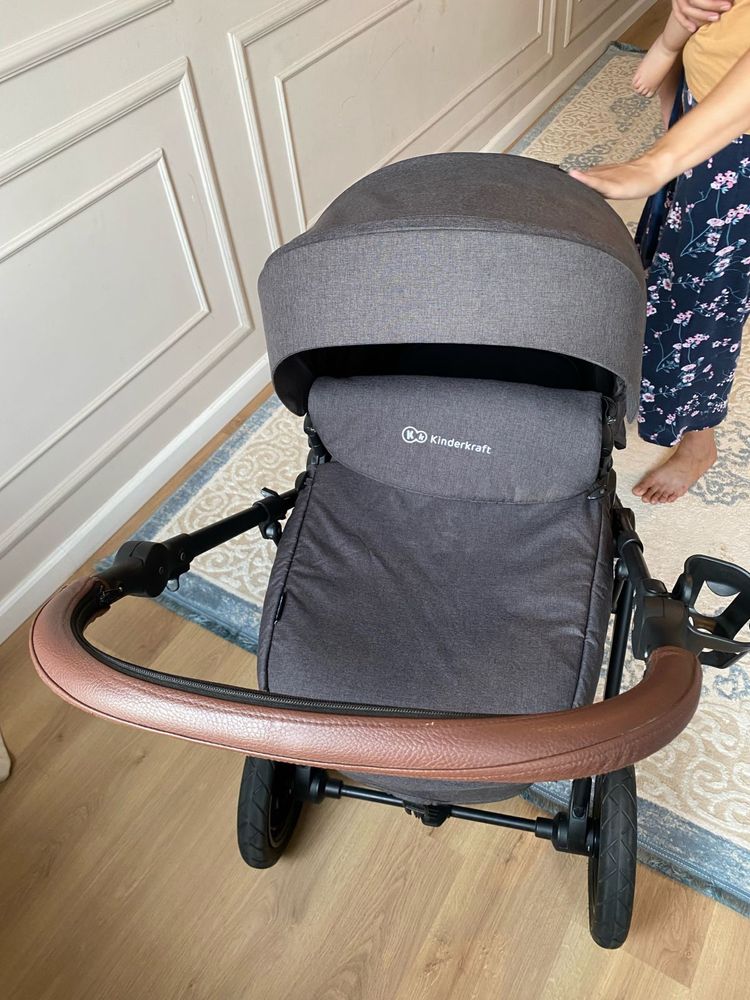 Продаю детскую коляску Kinderkraft MOOV 2 в 1