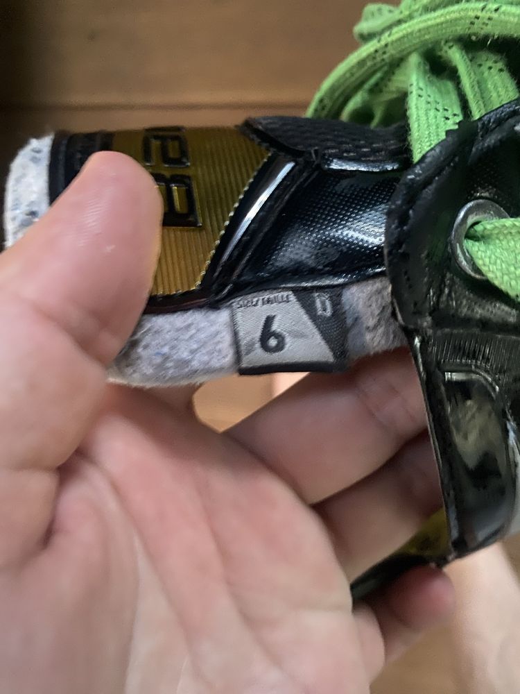 Коньки для мальчика bauer suprime s37