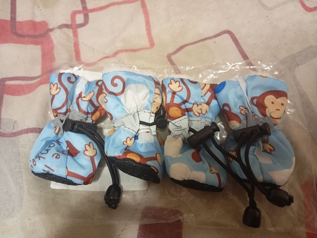 Продам ботиночки для собак