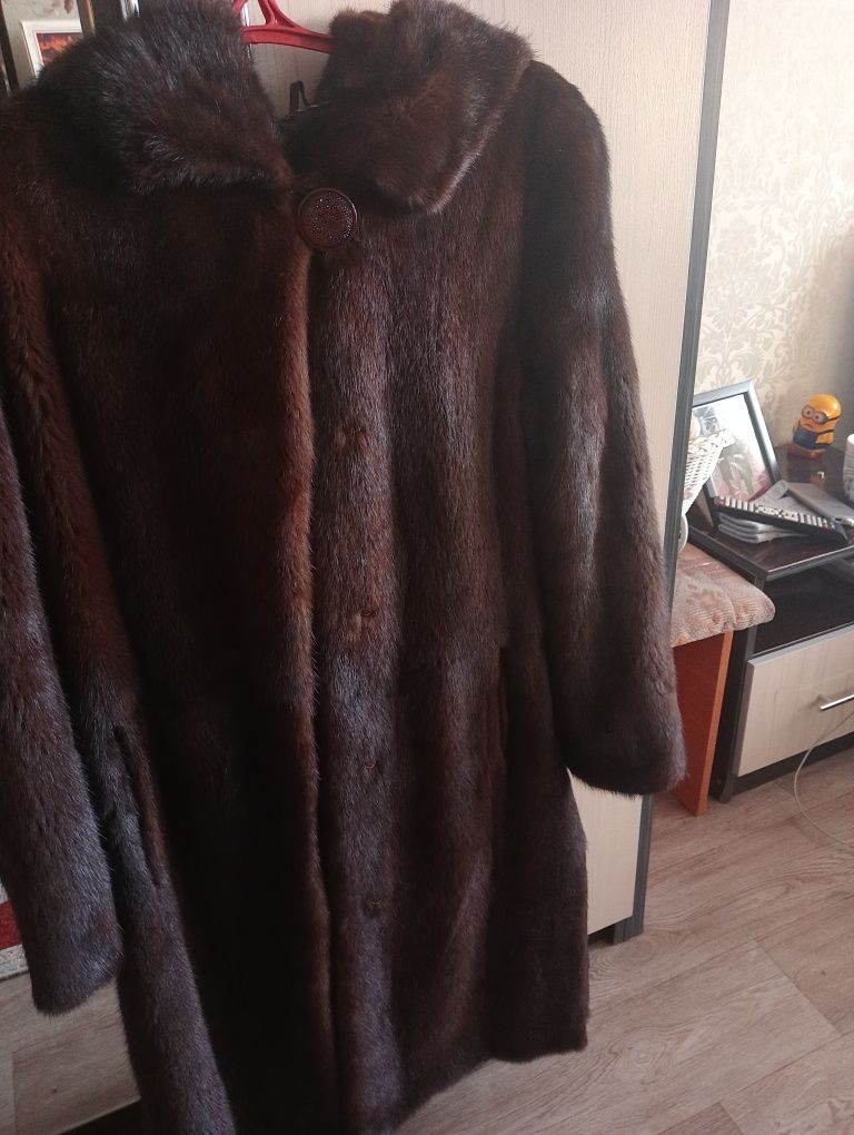 Шуба норковая с капюшоном