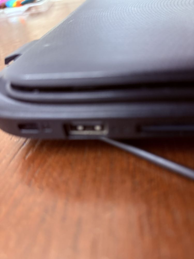 Продаю ноутбук packard bell