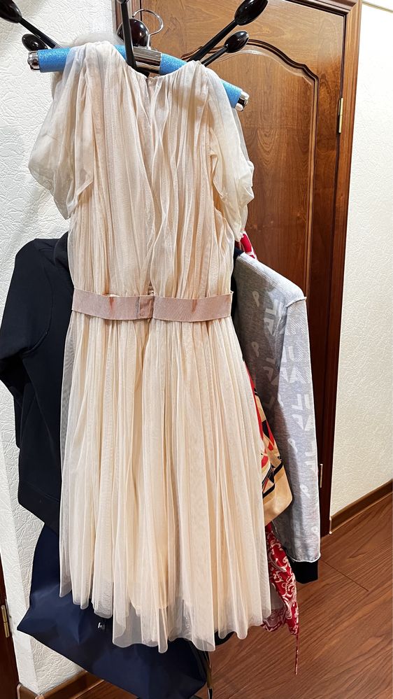Красивое Платье Elisabetta Franchi Италия