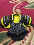 Нагрудник хоккейный Bauer Supreme M3 JR M