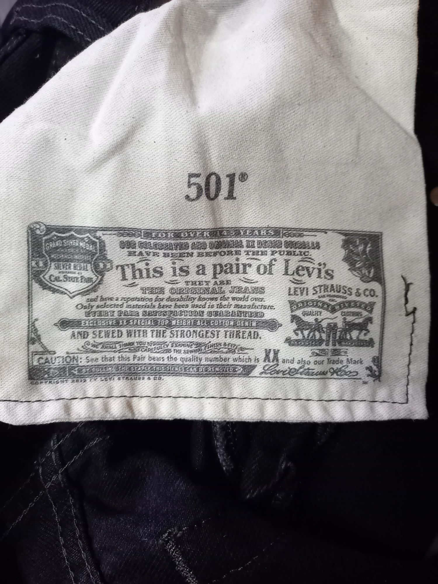 Мужские черные джинсы Levi Strauss. США