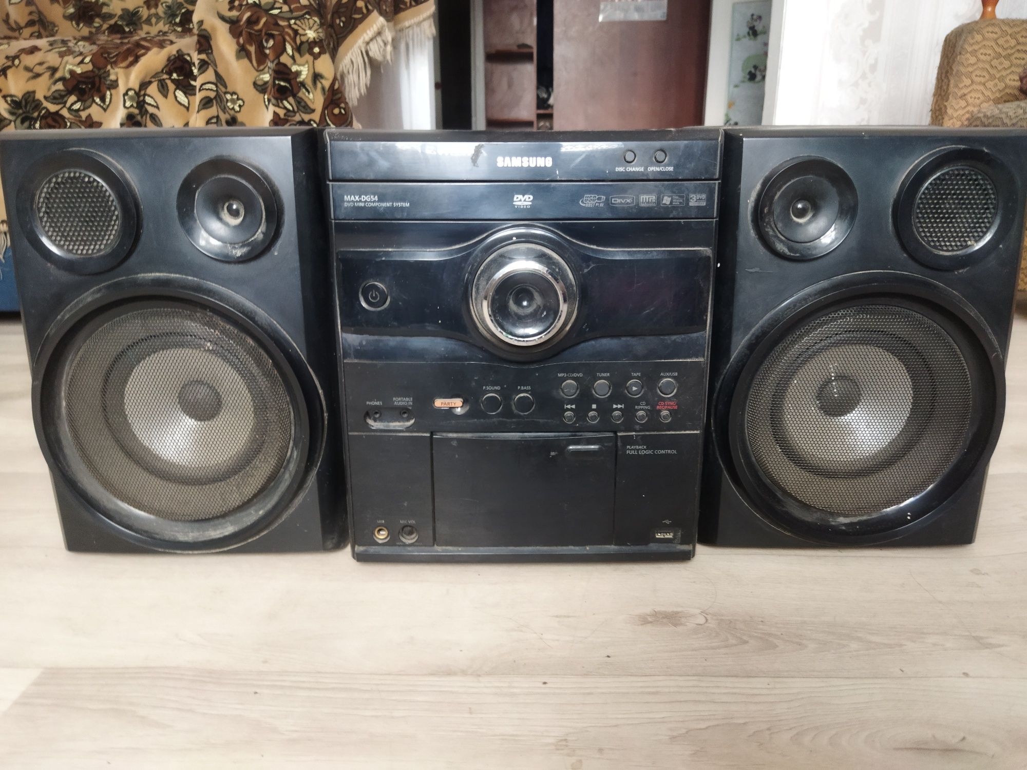 Panasonic, Sony, Aiwa, LG, Samsung !