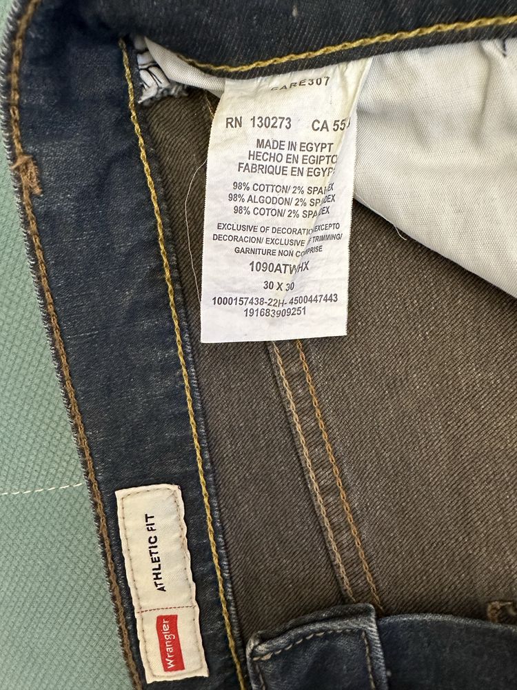 Джинсы оригинальные  Wrangler