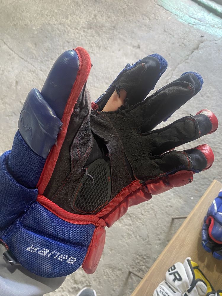 Хоккейные краги Bauer