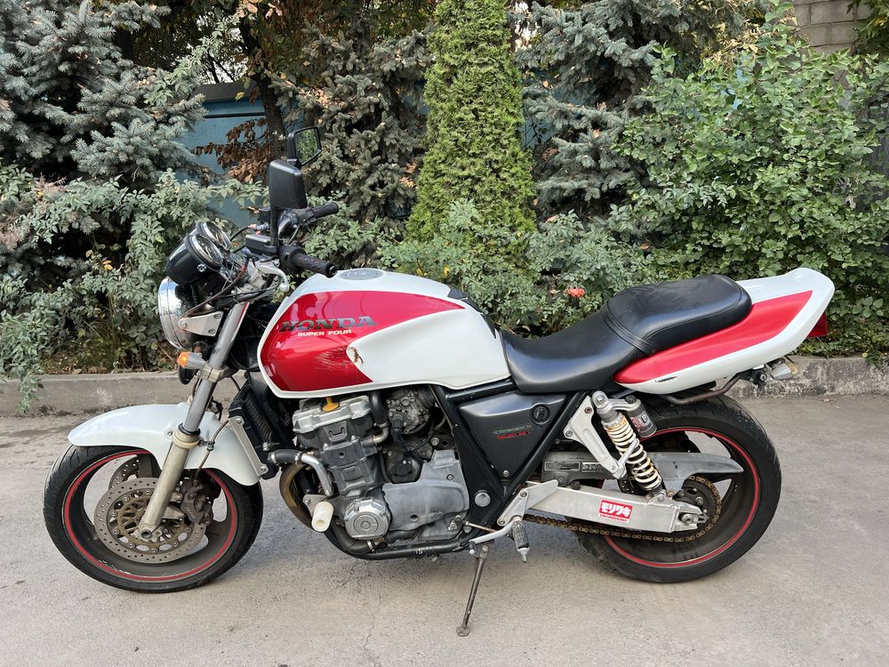Мотоцикл Свеже Доставлен из Японии HONDA CB1000. Мотосалон в Алматы!