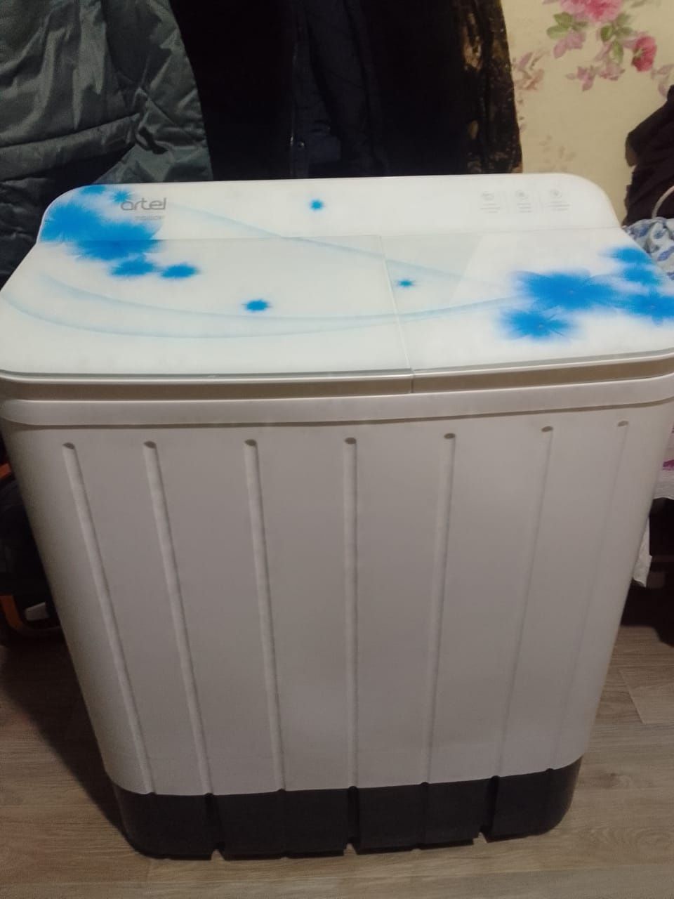 Машинка полуавтомат, в идеальном состояний