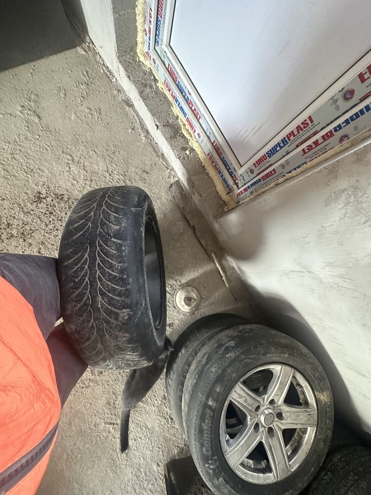 Диский автомобиля тайота