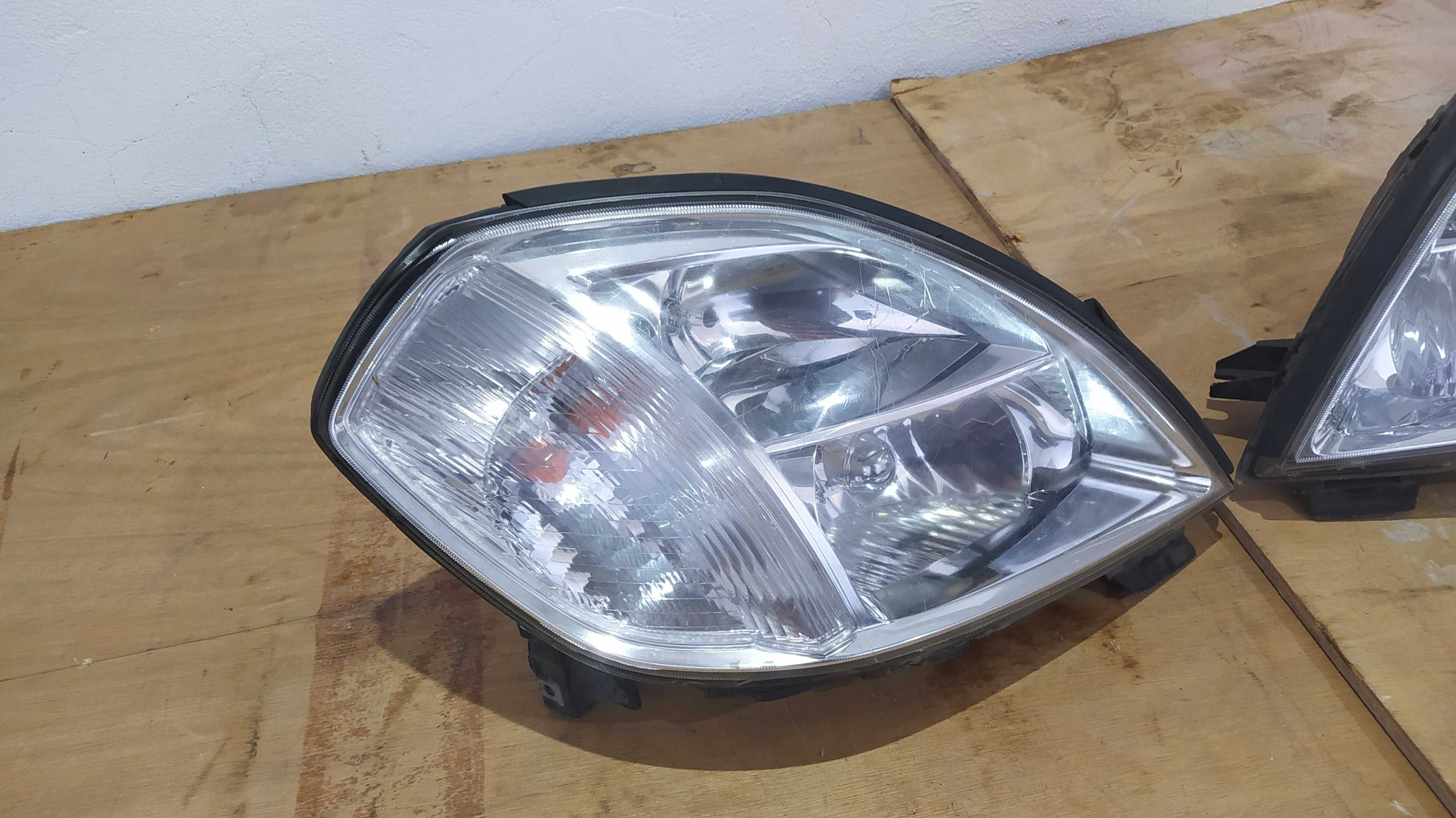 Фары Nissan Teana J31 Оригинал 03-08г дорест Ниссан Теана фара L R