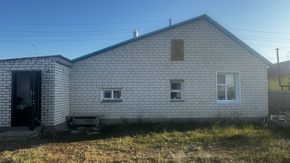Продается частный дом писать на ватцап улица Жанаталап