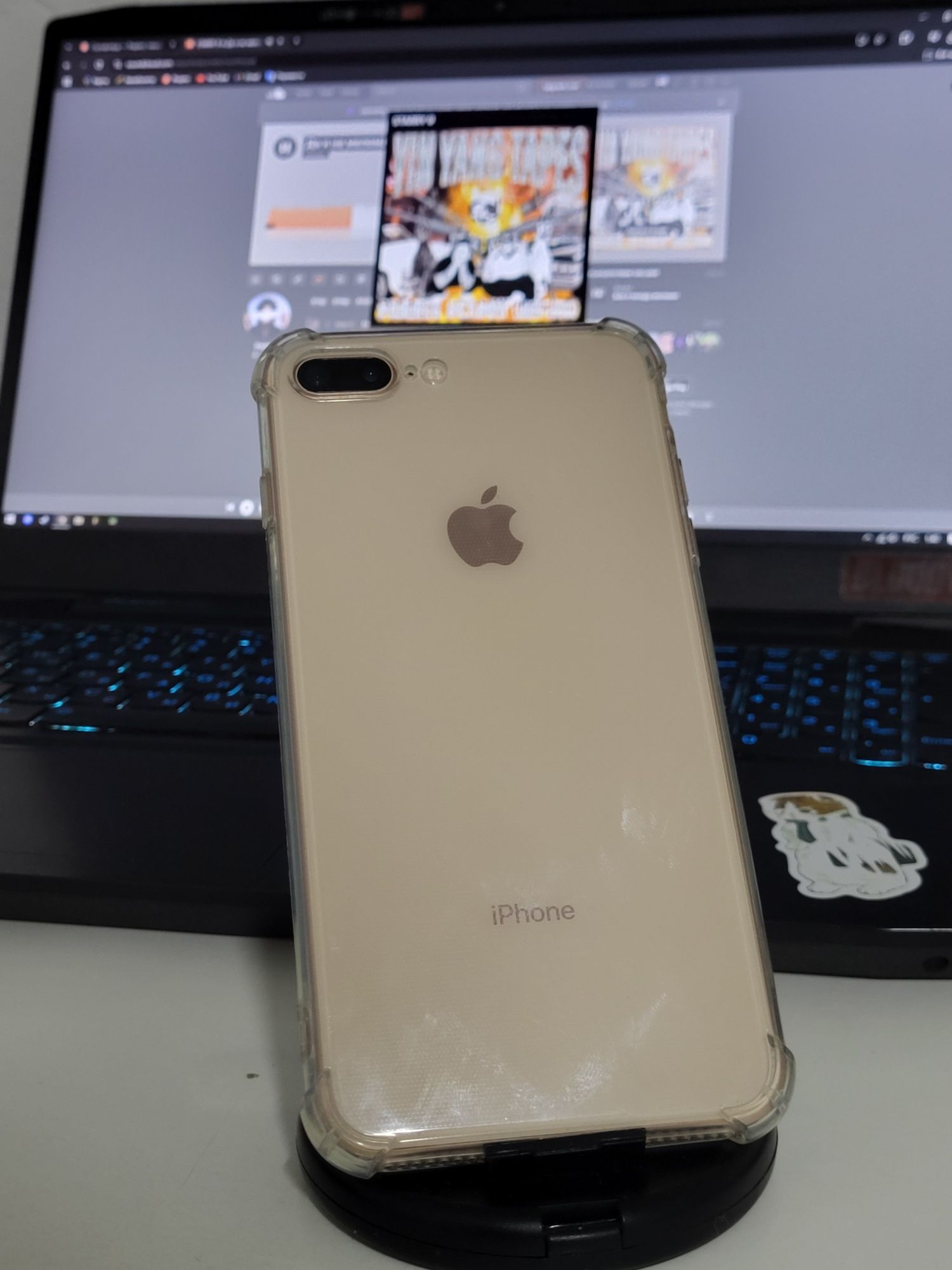 Iphone 8plus gold 128 80%