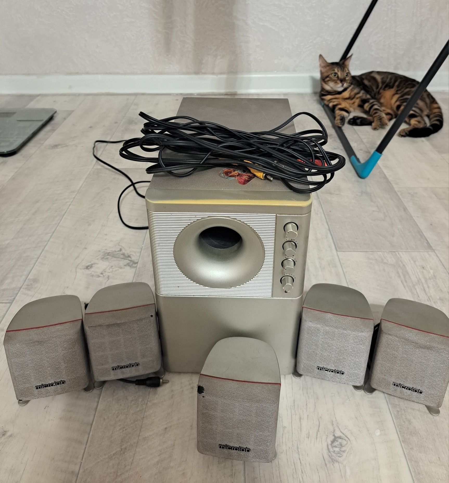 Акустика Microlab X2/5.1