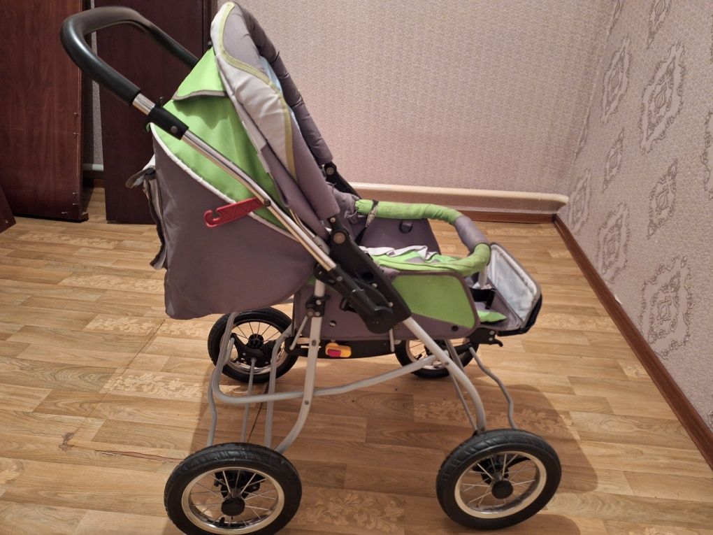 Продам коляску прего