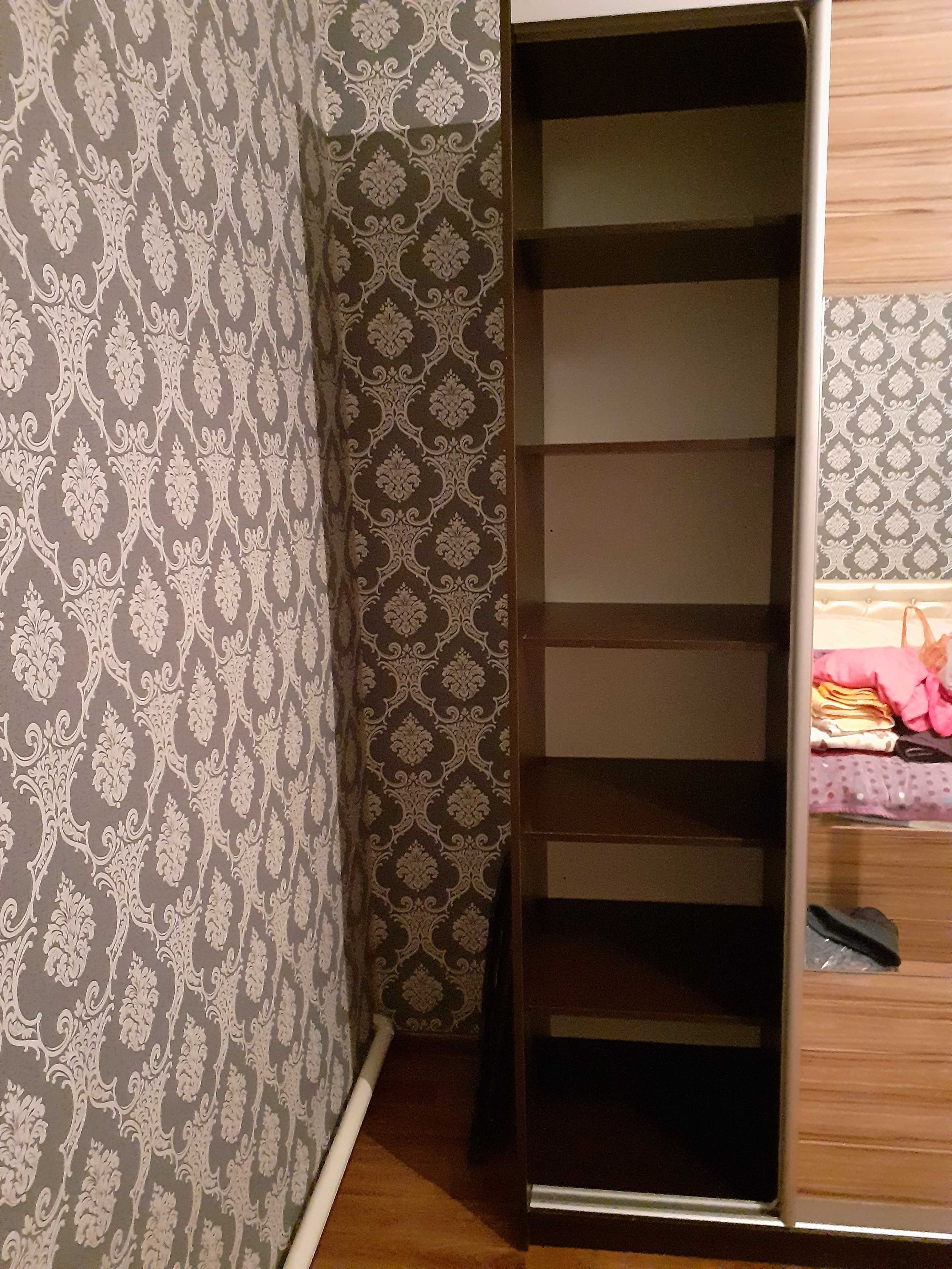 Шкаф прихожка или шифонер