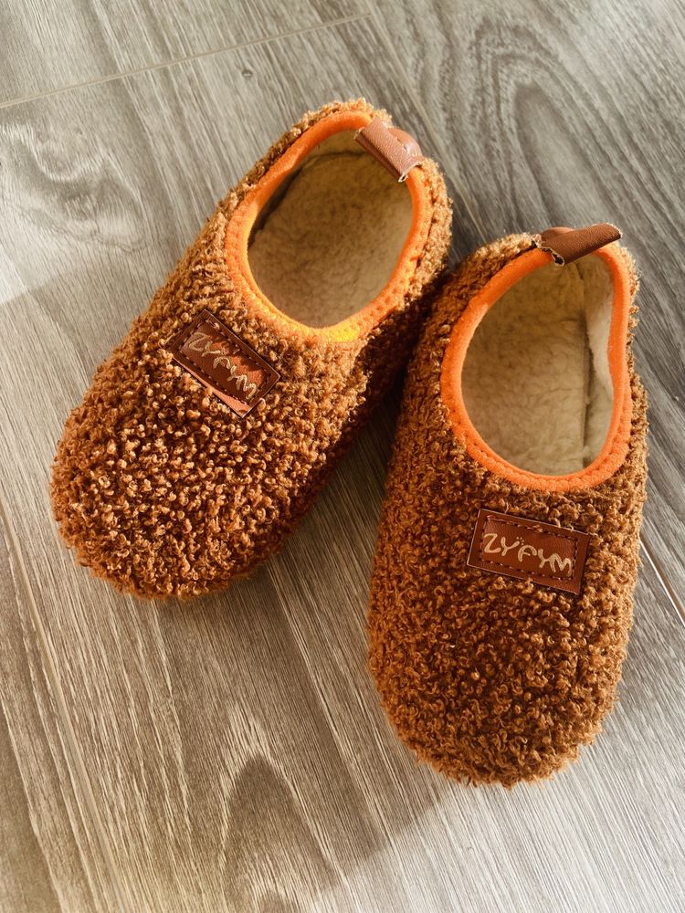 Продам детский обувь