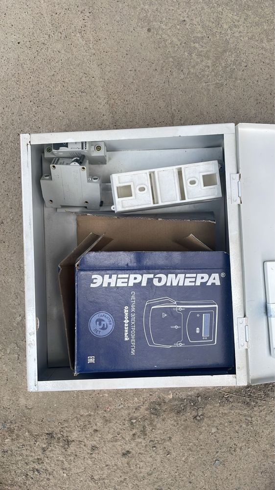 Счетчик электроэнергий новый