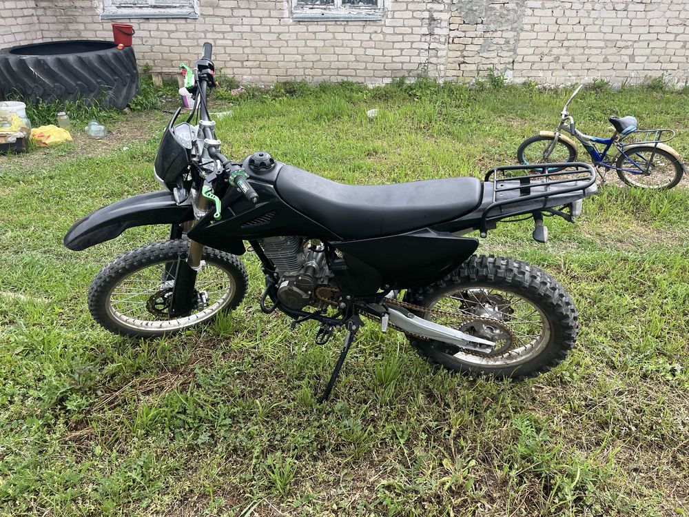 Продам мотоцикл FMZ250