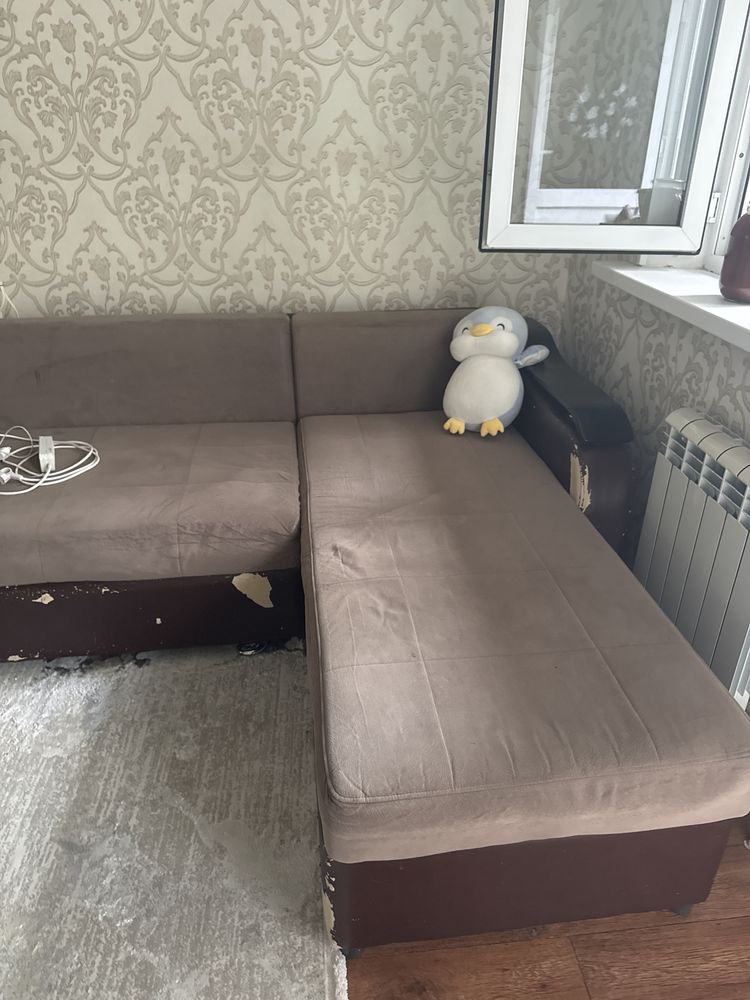 Диван продается срочно