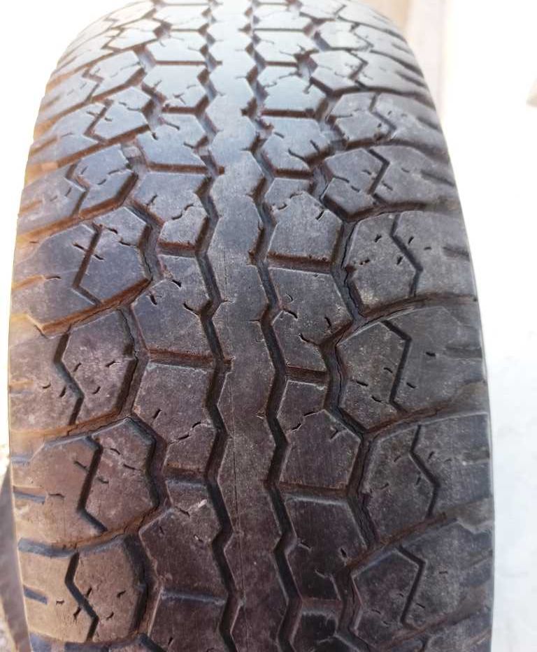 Шина Колесо Покрышка 235/75 R15