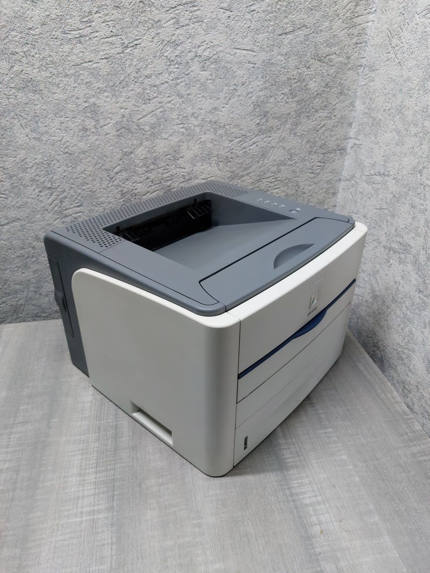 Canon LBP 3300
Принтер