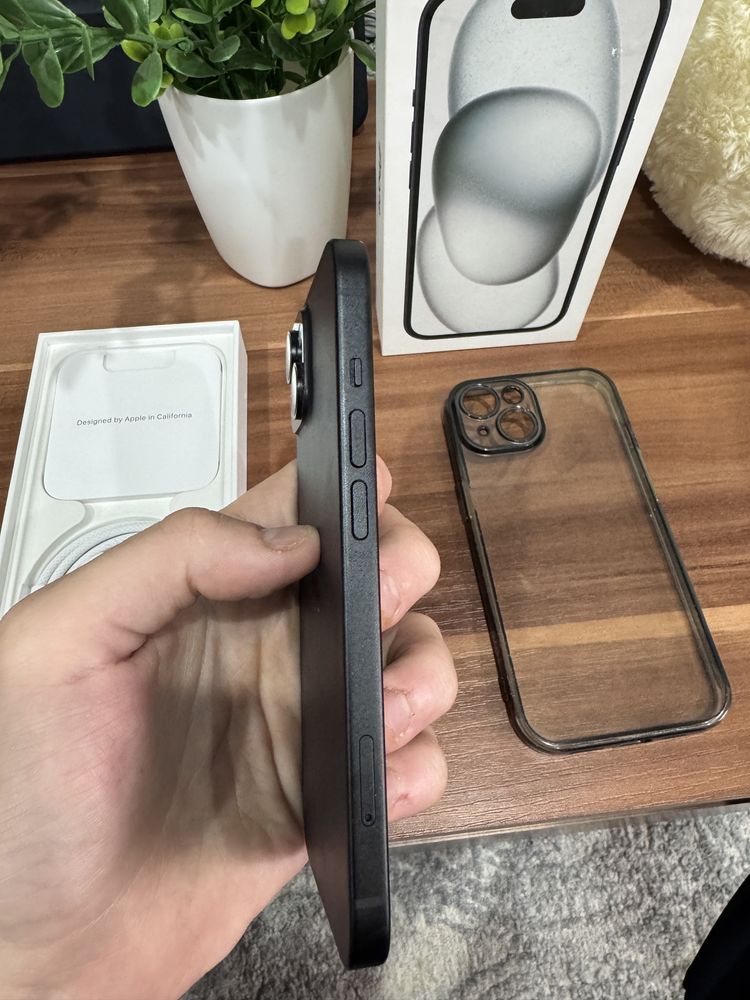 IPhone 15 128GB 89% аккум в отличном состояние