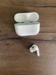 AirPods pro 2 кейс и правый наушник