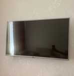 Телевизор LG LED 42" (106 см). Smart TV