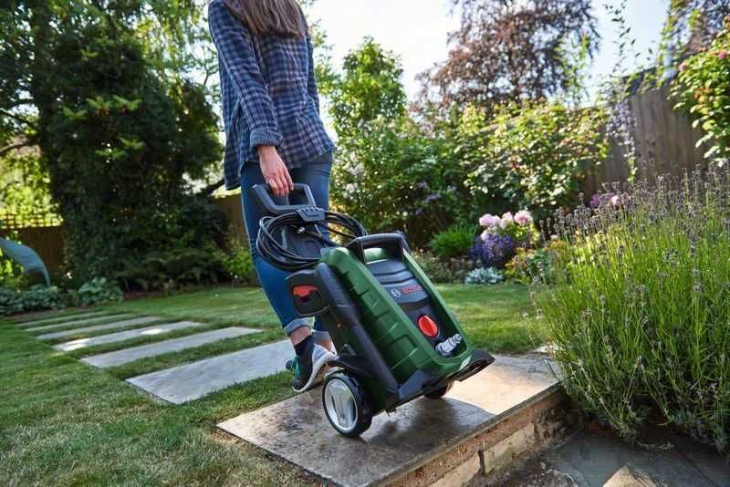 Мойка высокого давления Bosch UniversalAquatak 135