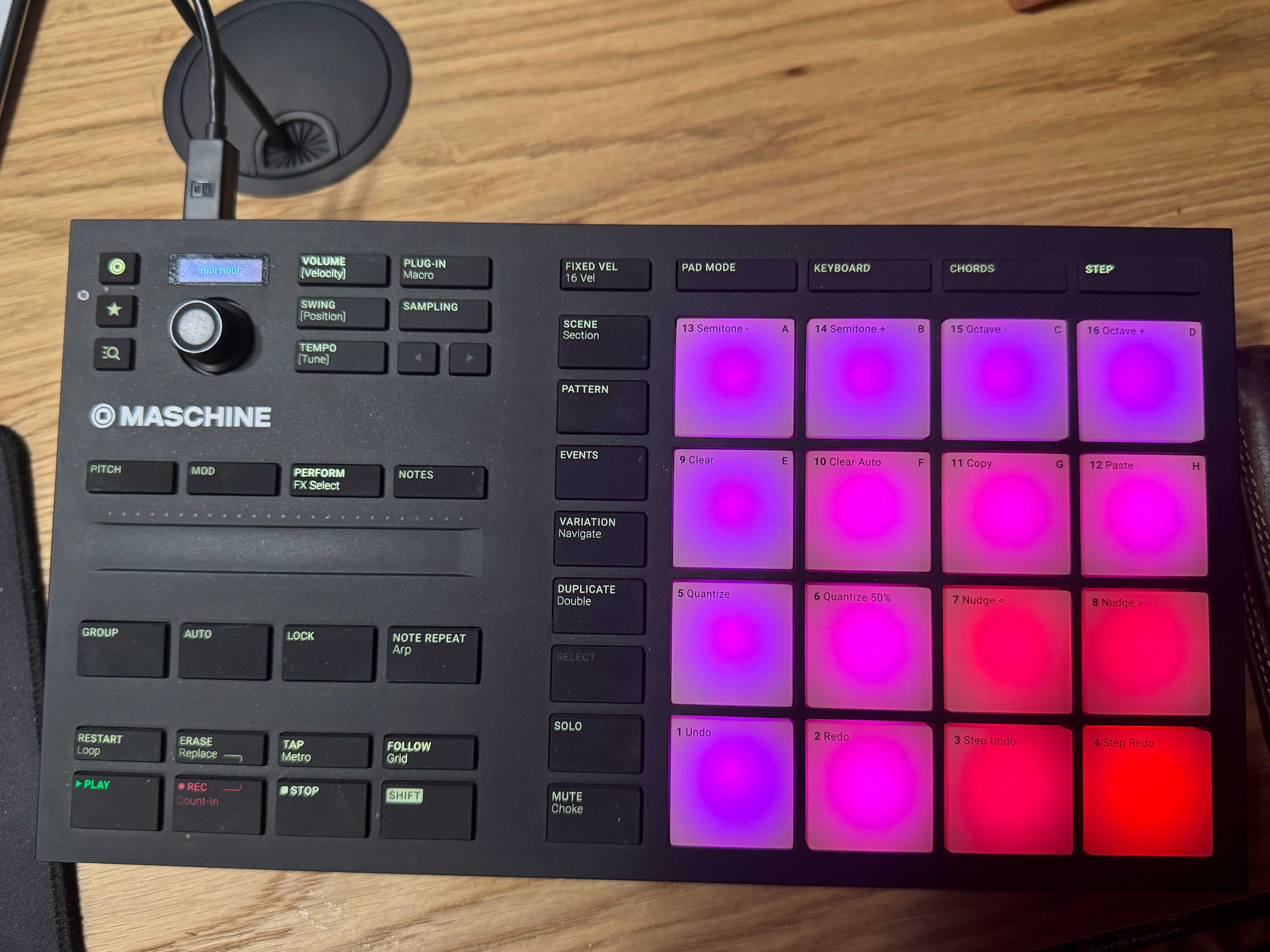 Native Instruments Maschine Mikro Mk3
