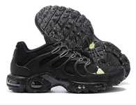 Продам кроссовки Nike