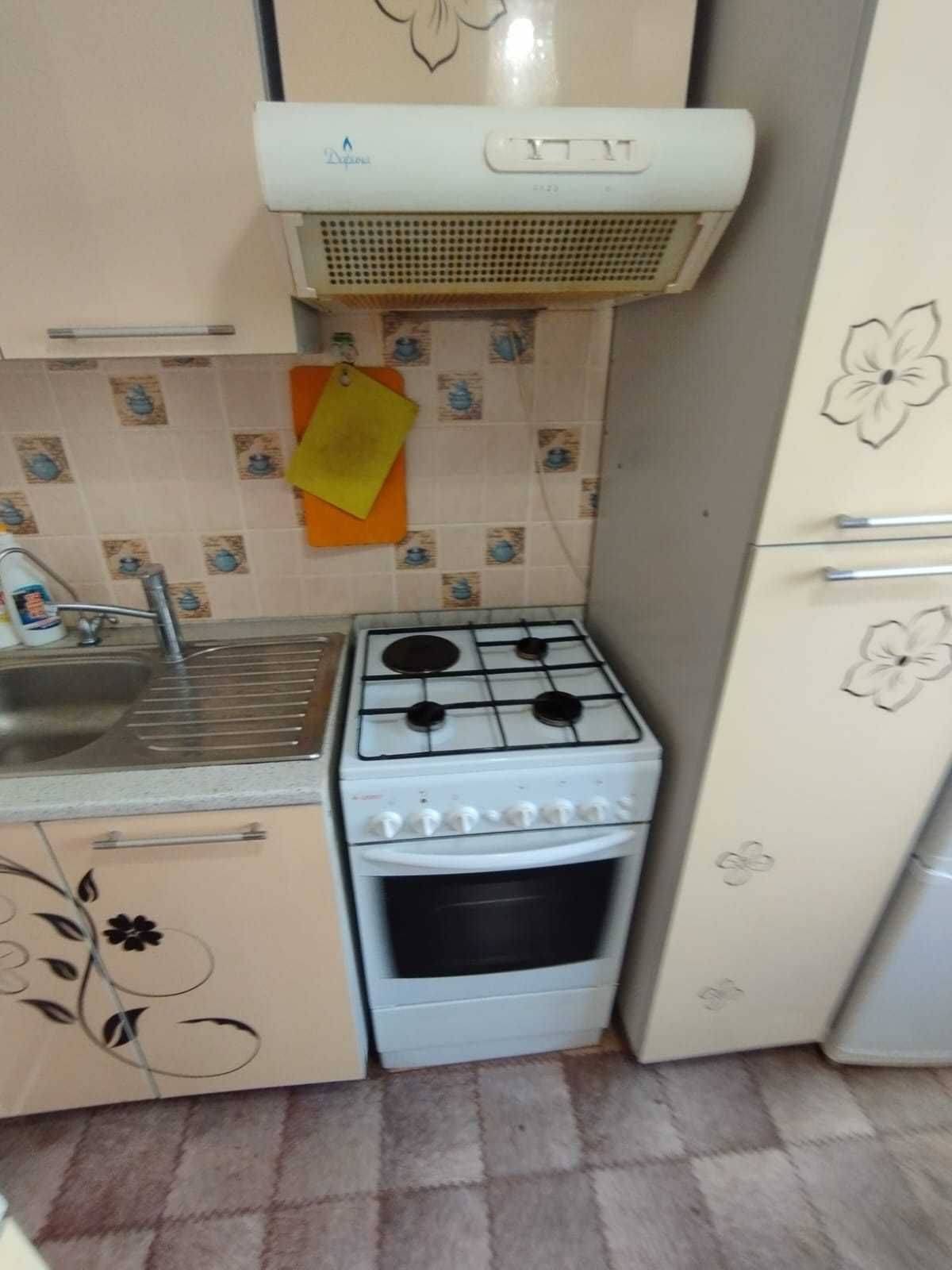 Продам двух комнатную квартиру